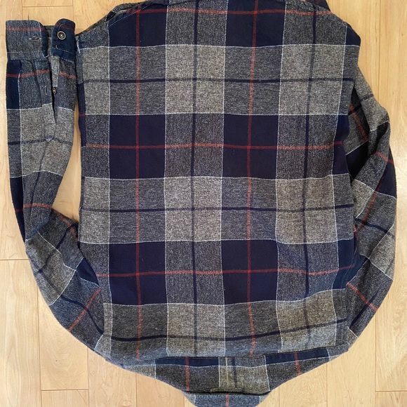 & Sons flannel Mens medium in like new condition - Picture 9 of 10